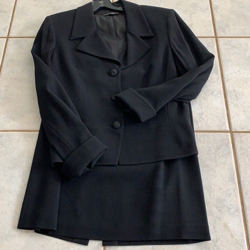 TAHARI skirt/jacket